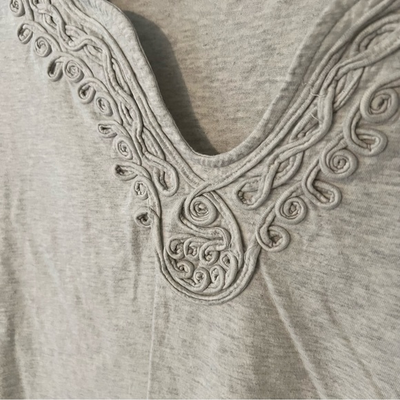 Banana Republic Shirt - EUC/Like New - Picture 4 of 6